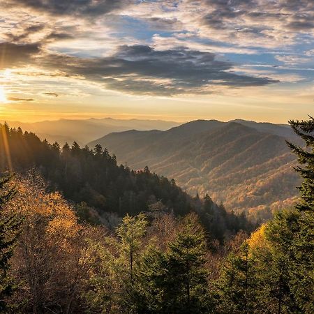 Вилла Smoky Haven Гатлинбург Экстерьер фото